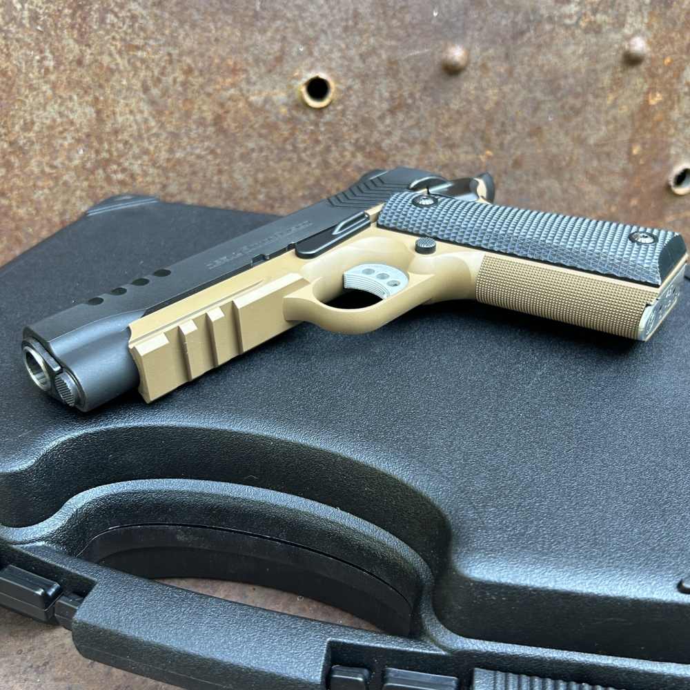 1911 Bobtail Commander-img-2