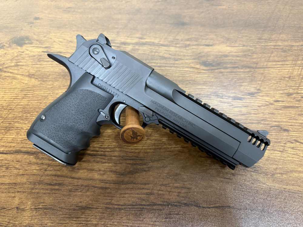 Magnum Research Desert Eagle Mark XIX L6 — .50 AE — 6" — Black-img-1