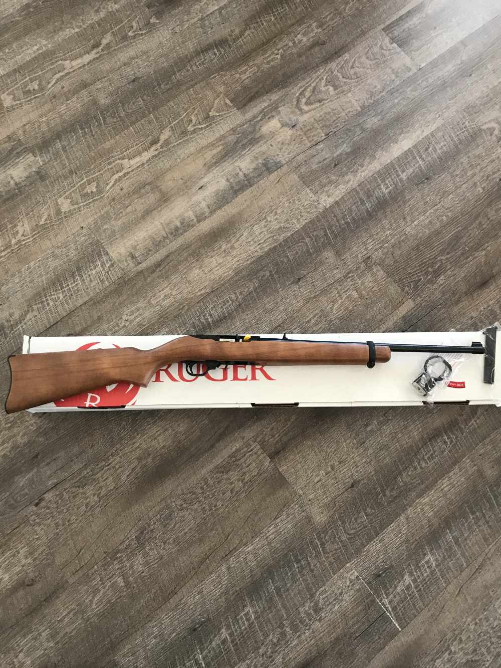 RUGER 10/22 CARBINE 22LR 18.5” NEW IN BOX 01103-img-0