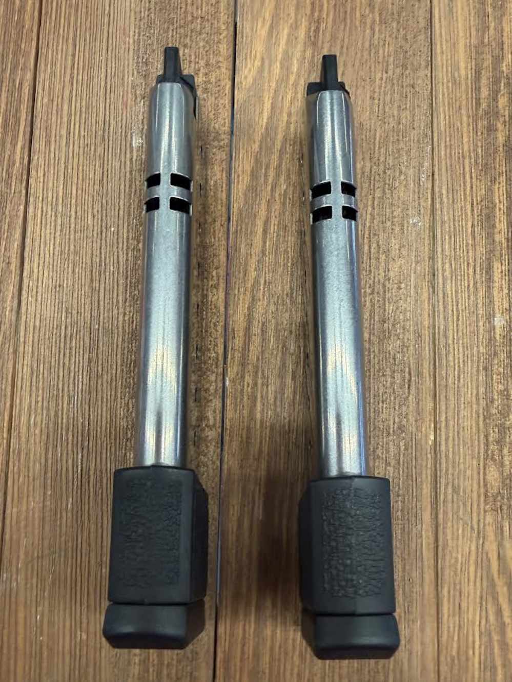 2 - Sig Sauer P220 45 ACP 10 Round Magazines -img-6