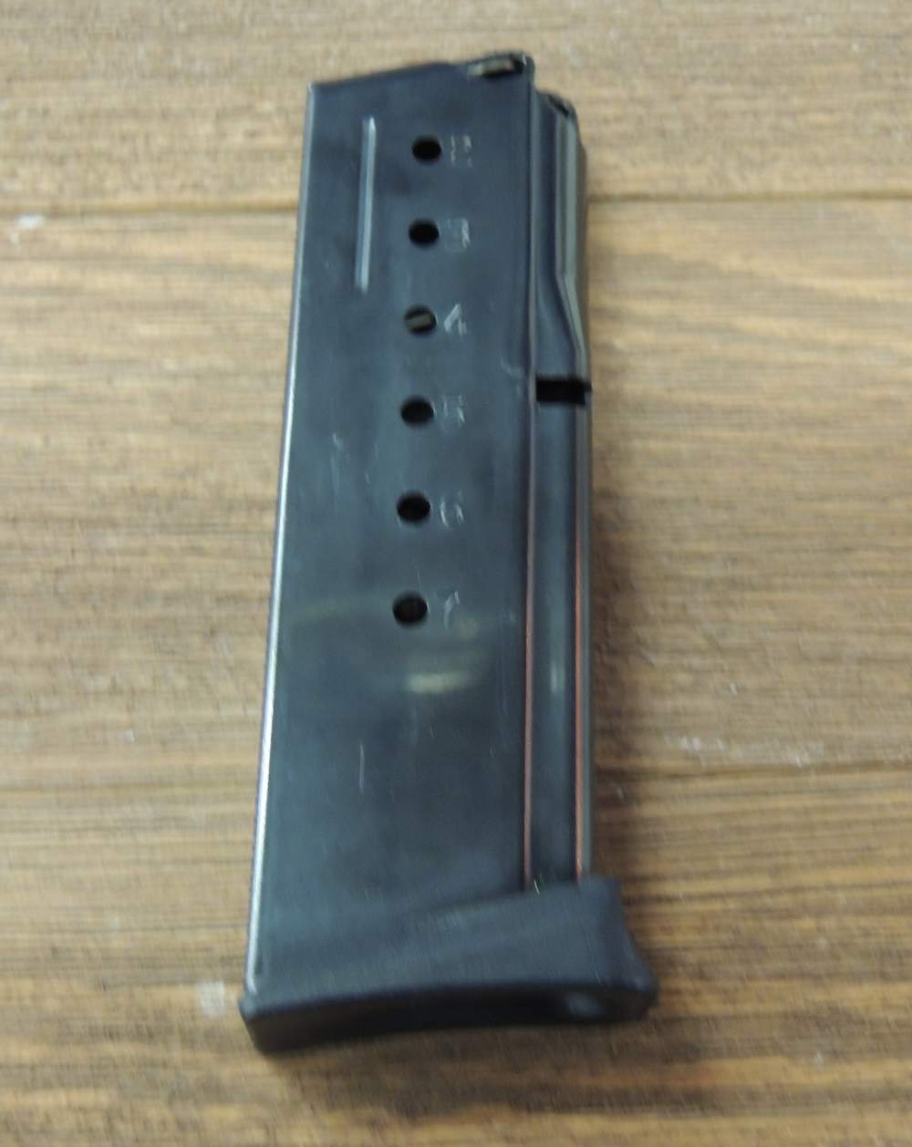 Sig Sauer P239 40 S&W 7 Round Capacity Magazine - Used-img-1
