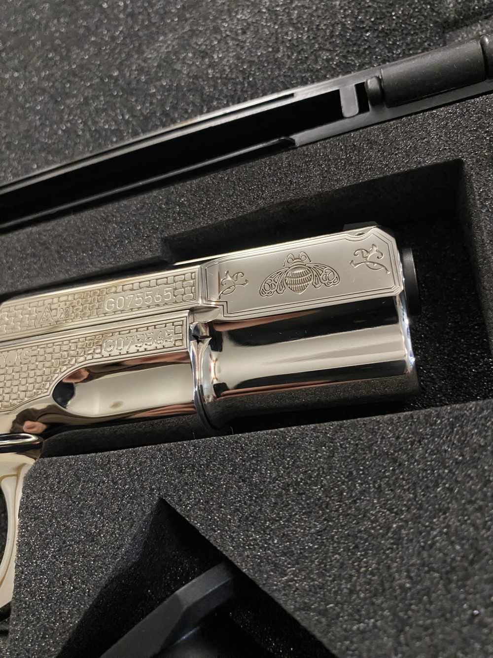 CZ 75 B Nickel engraved -img-6