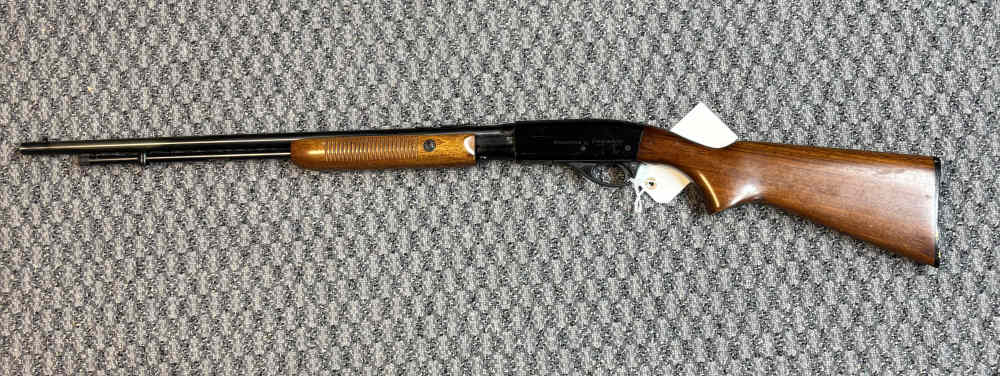 Remington 572 Fieldmaster  vintage pump action 22lr -img-1