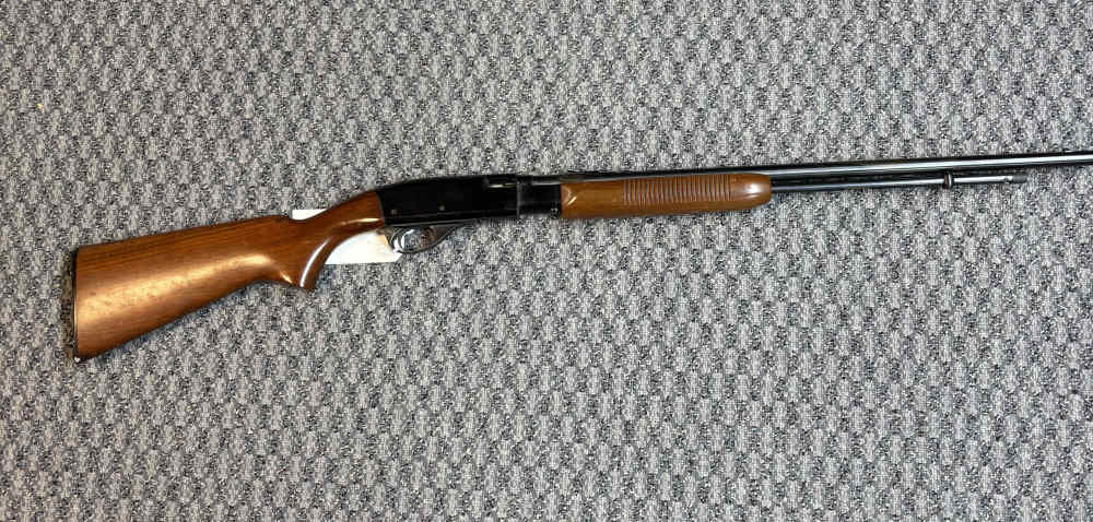 Remington 572 Fieldmaster  vintage pump action 22lr -img-25