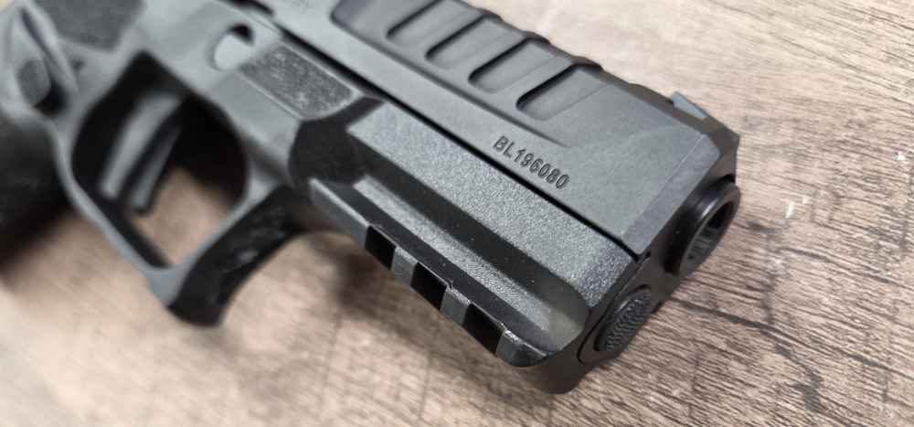 PRE-OWNED - Springfield Echelon 4.0C COA Compact  EC9409B-COA-img-5