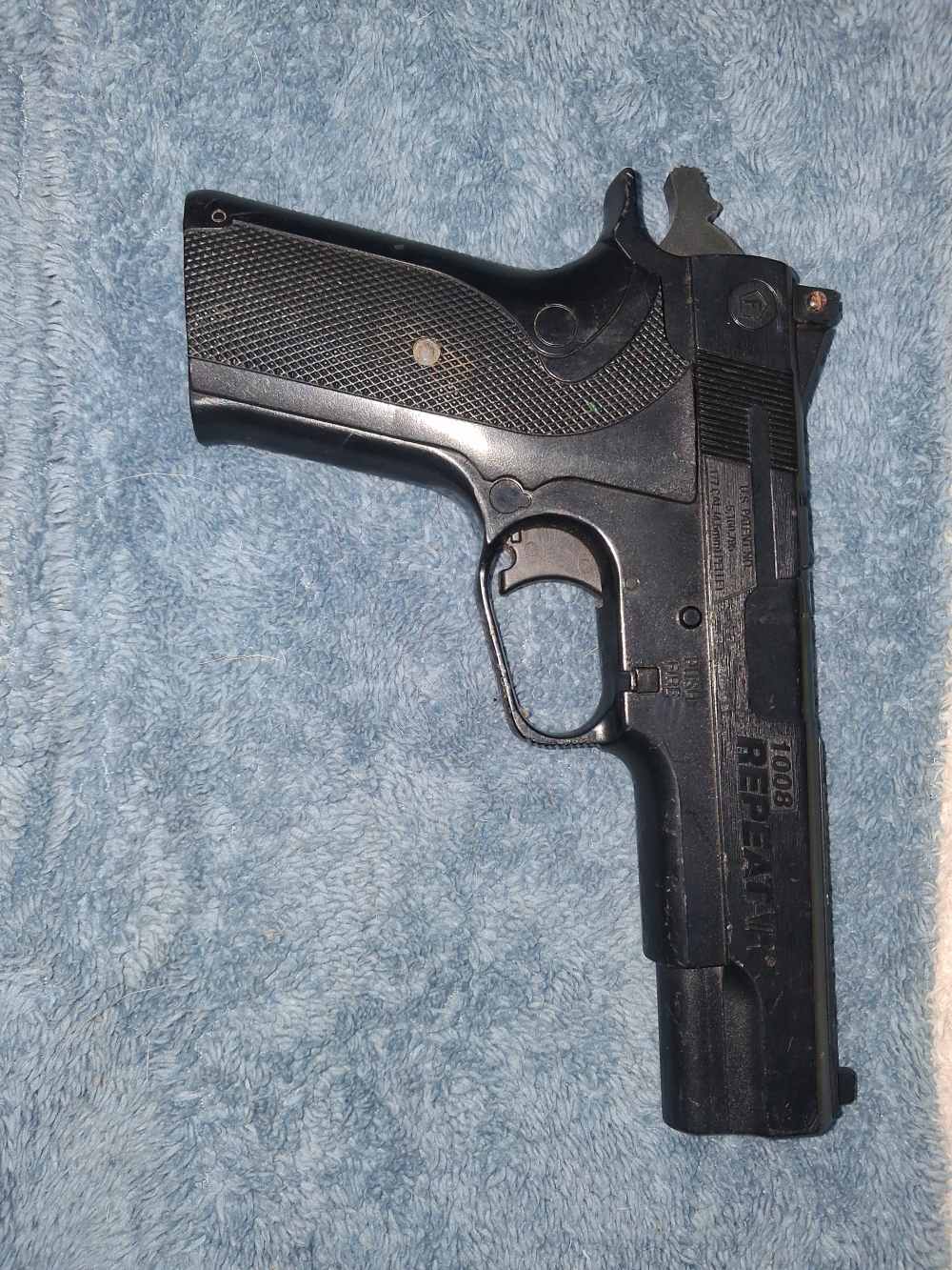 Crosman 1008 repeater air pistol -img-1