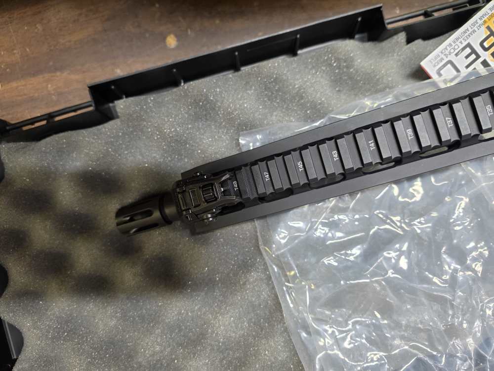 Daniel Defense DDM4V11 5.56 223 16" Semi Auto AR15 w/Mbus Pro-img-10