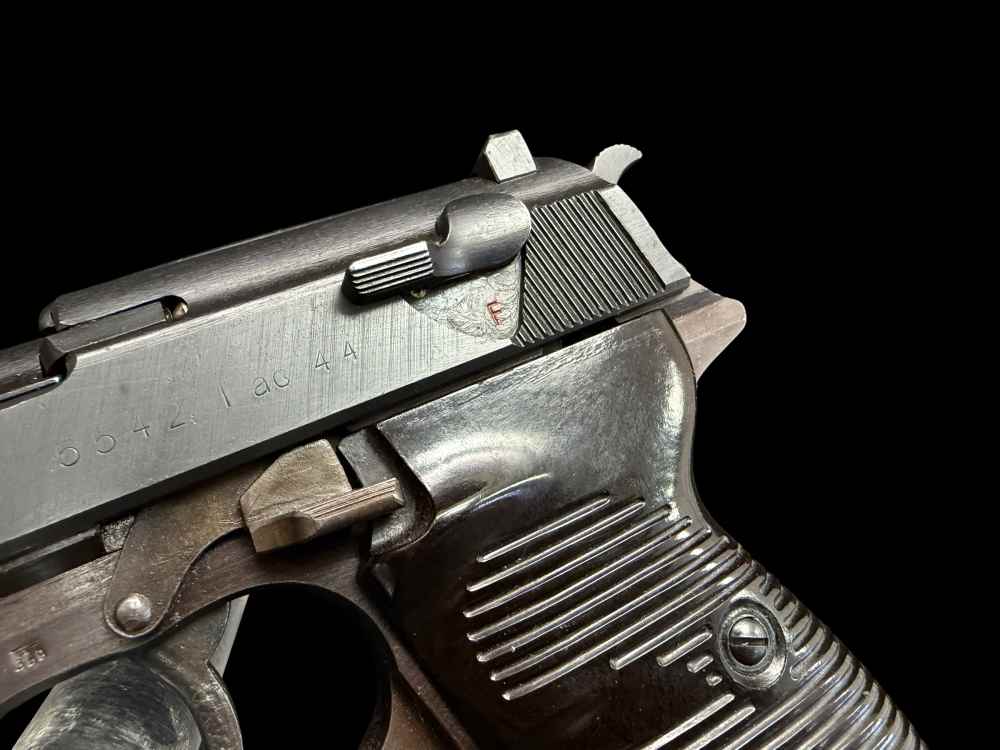 SUPERB CONDITION, 1944 GERMAN NAZl WWII WALTHER P.38 AC44 9MM LUGER C&R-img-10