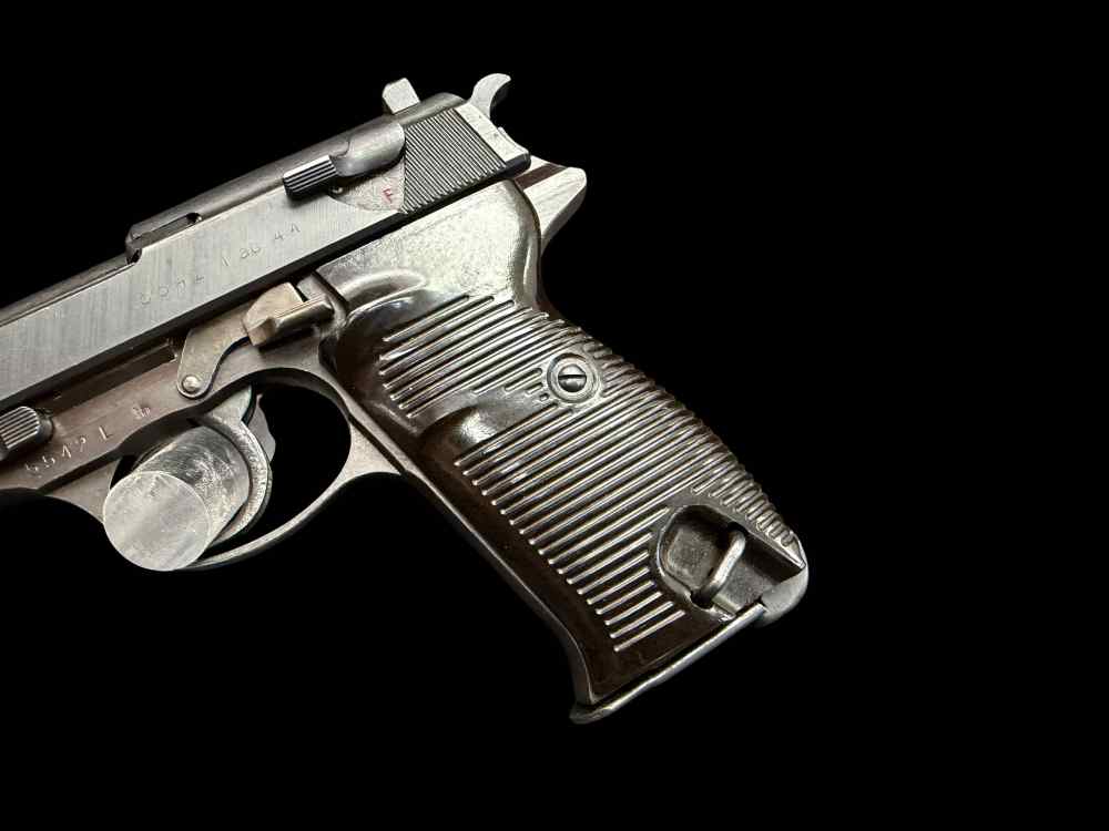 SUPERB CONDITION, 1944 GERMAN NAZl WWII WALTHER P.38 AC44 9MM LUGER C&R-img-11