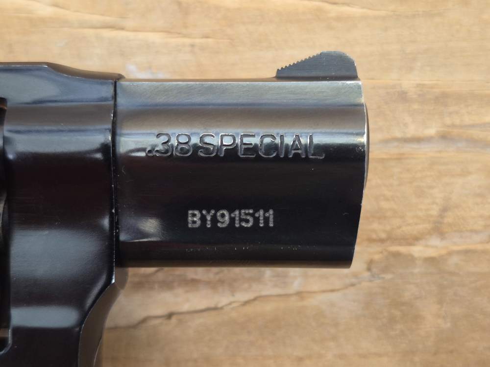 Taurus 85 Ultra-Lite .38 Special 5 Shot Revolver 2" Barrel-img-3