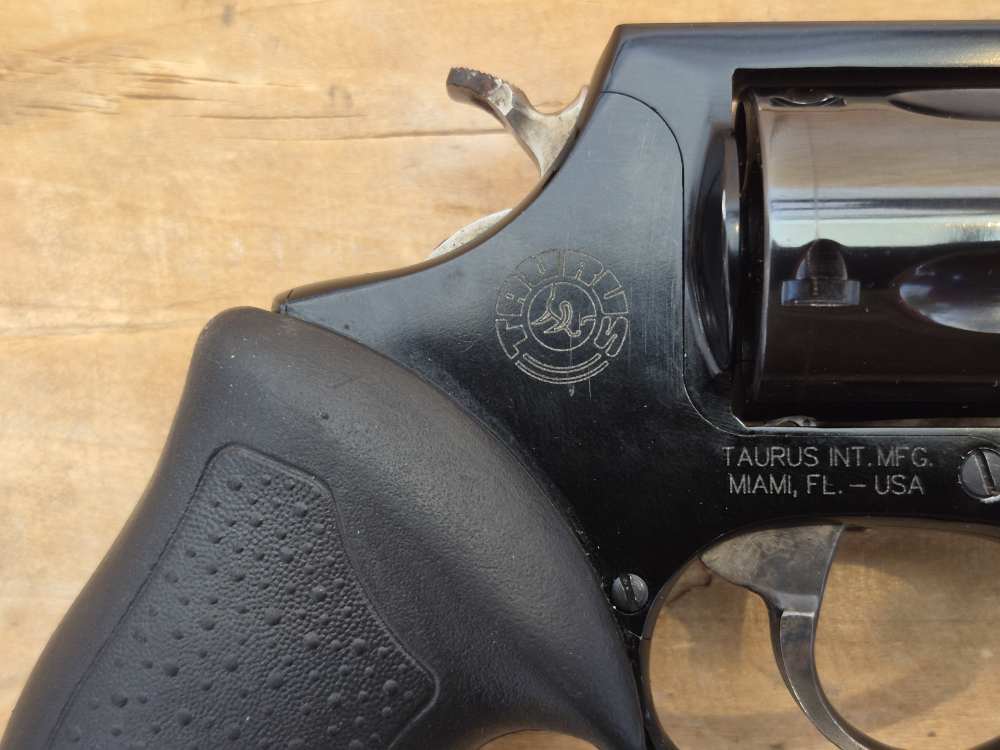 Taurus 85 Ultra-Lite .38 Special 5 Shot Revolver 2" Barrel-img-6