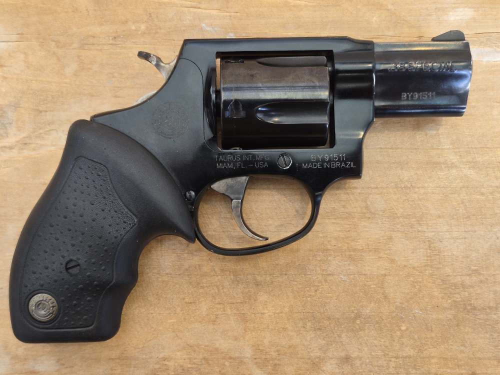 Taurus 85 Ultra-Lite .38 Special 5 Shot Revolver 2" Barrel-img-2