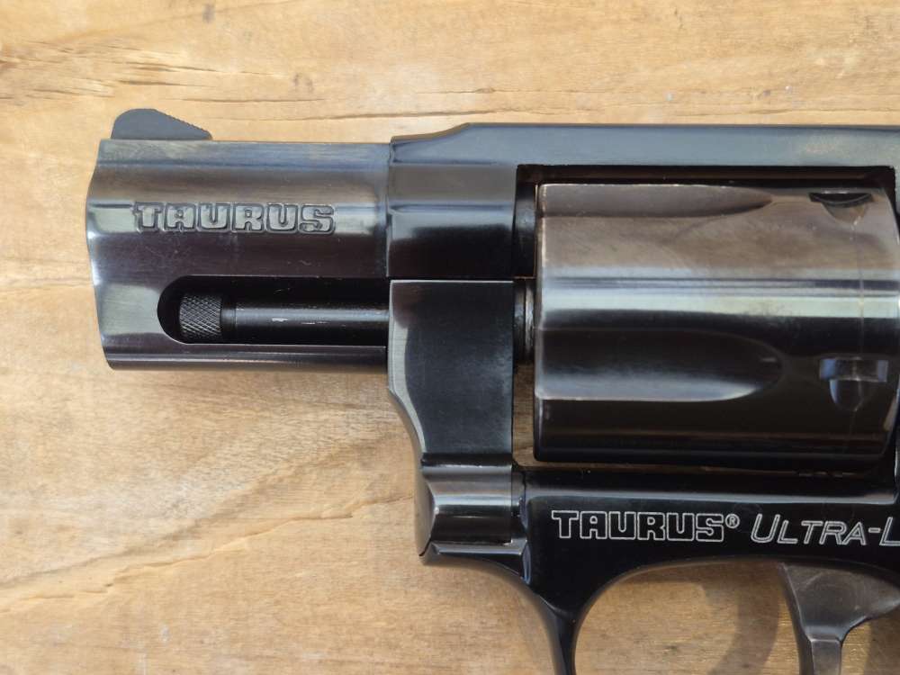 Taurus 85 Ultra-Lite .38 Special 5 Shot Revolver 2" Barrel-img-8