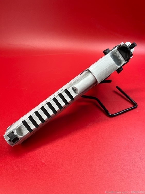 MAGNUM RESEARCH DESERT EAGLE L6 44 MAG WHITE  DISTRESSED. -img-3