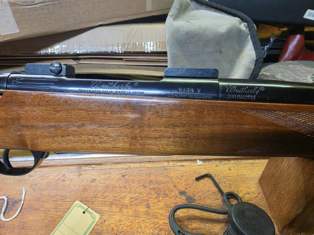 Weatherby Mark V Deluxe Left Hand 300 Wby Mag Ported High Gloss-img-3