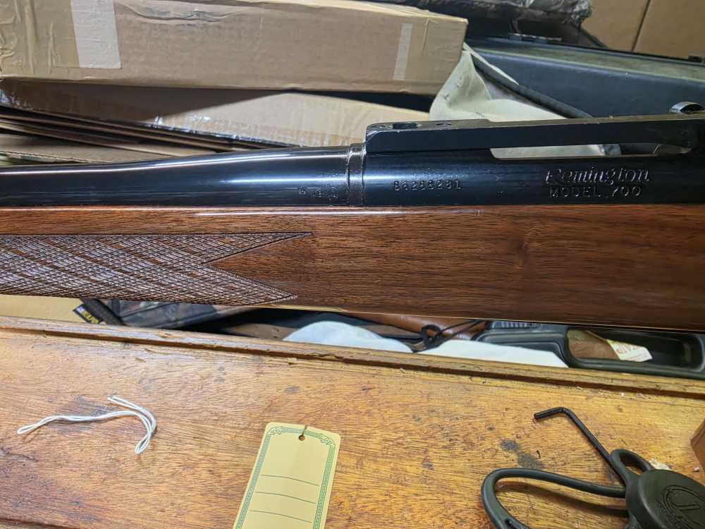 Remington 700 BDL Varmint 22-250 High Gloss Wood Heavy Barrel Rifle-img-10