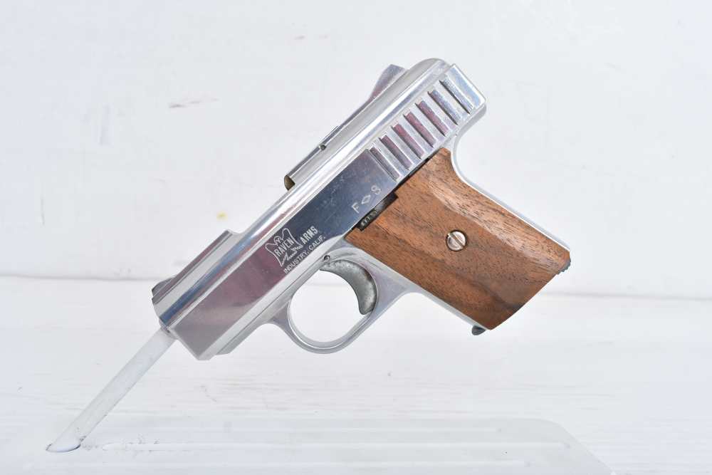 Raven Arms P-25 .25 ACP – Stainless – Very Clean – Box & Manual-img-5