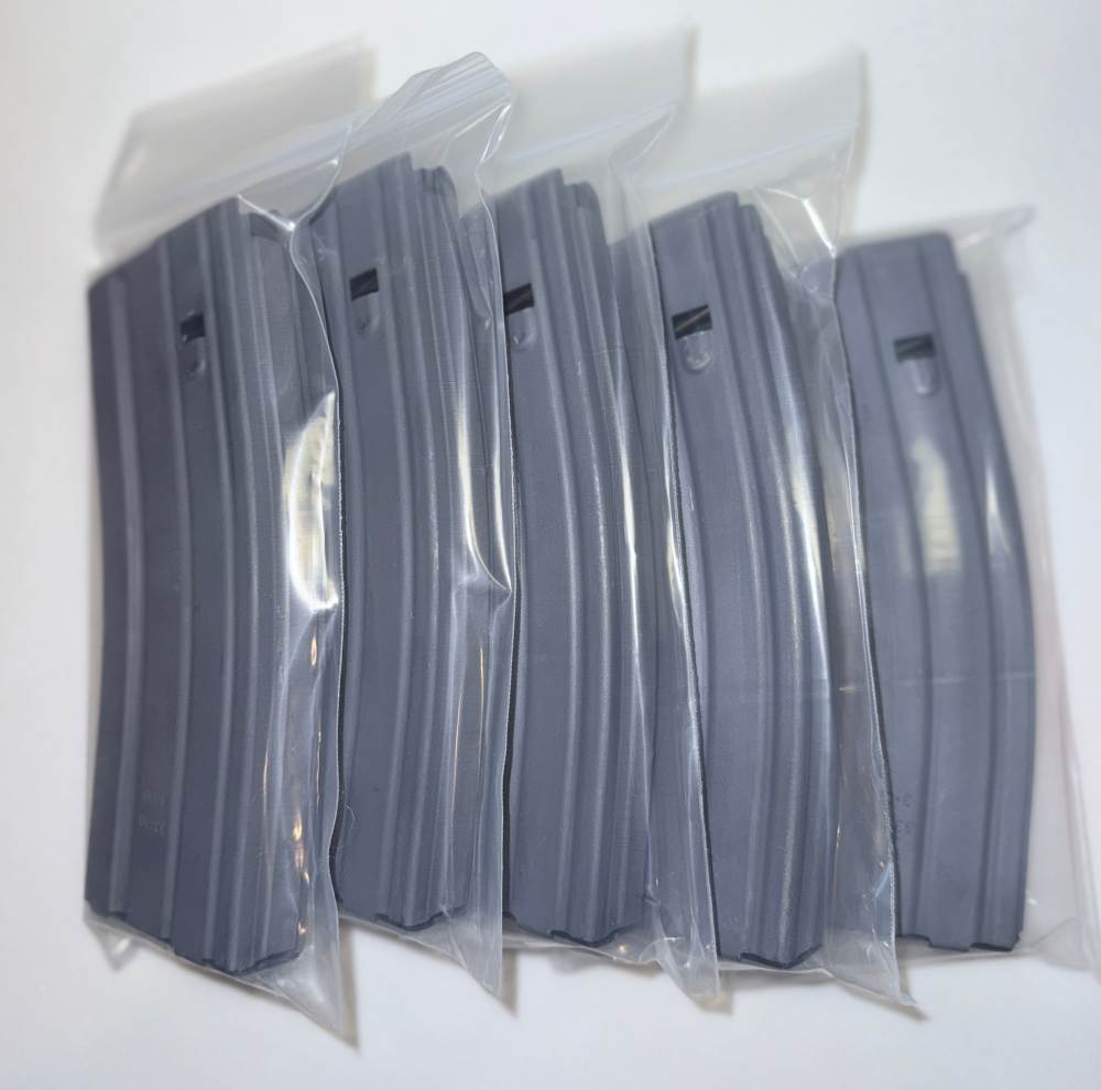 Colt AR15 30-round Magazines USGI 5.56 Mil-Spec- Lot of FIVE-img-0