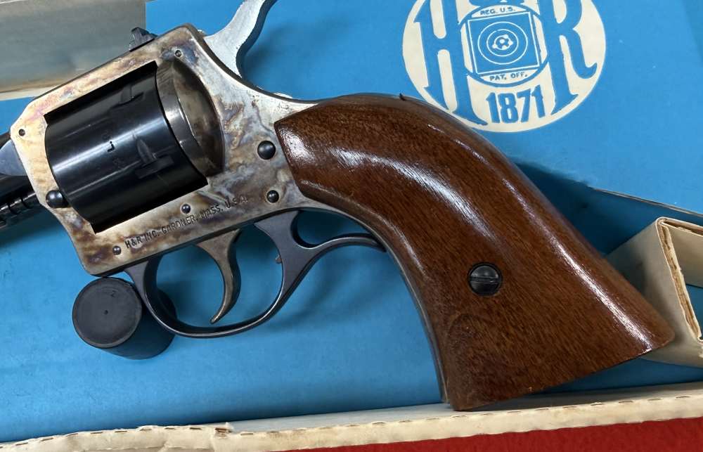H&R Harrington & Richardson 676 22LR & 22 MAG w Original Box Excellent 1977-img-9