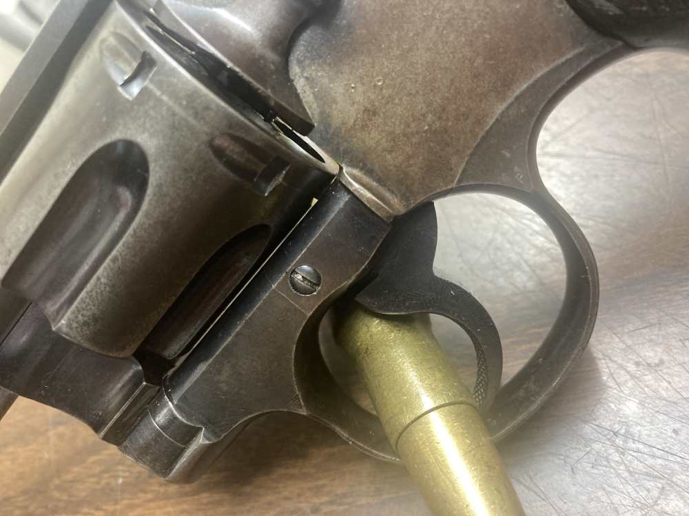 Colt Official Police .38spl heavy barrel Pre War 1943 -img-5