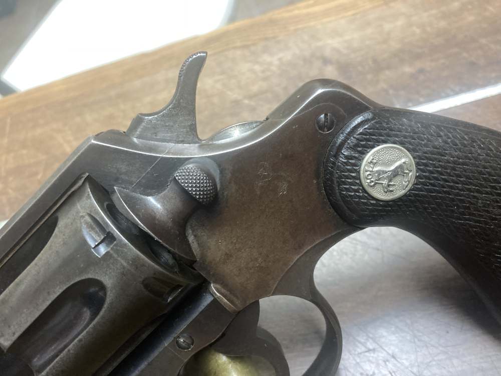 Colt Official Police .38spl heavy barrel Pre War 1943 -img-3