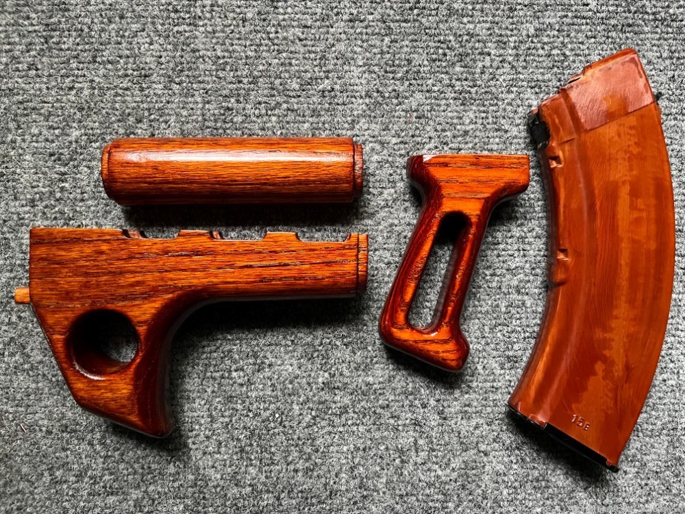 Custom M70 Thumbhole Hand Guard Set + Skeletonized Pistol Grip-img-7