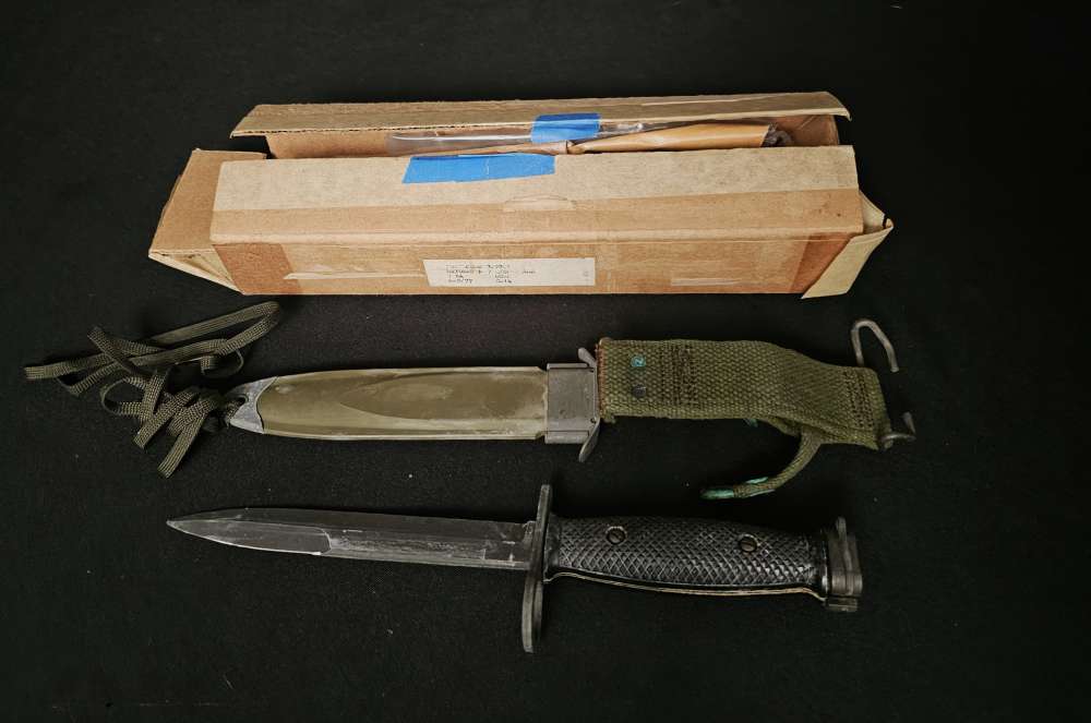 M-7 Bayonet with Box and Scabbard-img-2