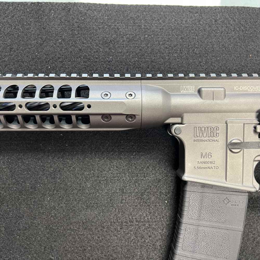 LWRC M6 5.56MM NATO W/Box Brand New! -img-3