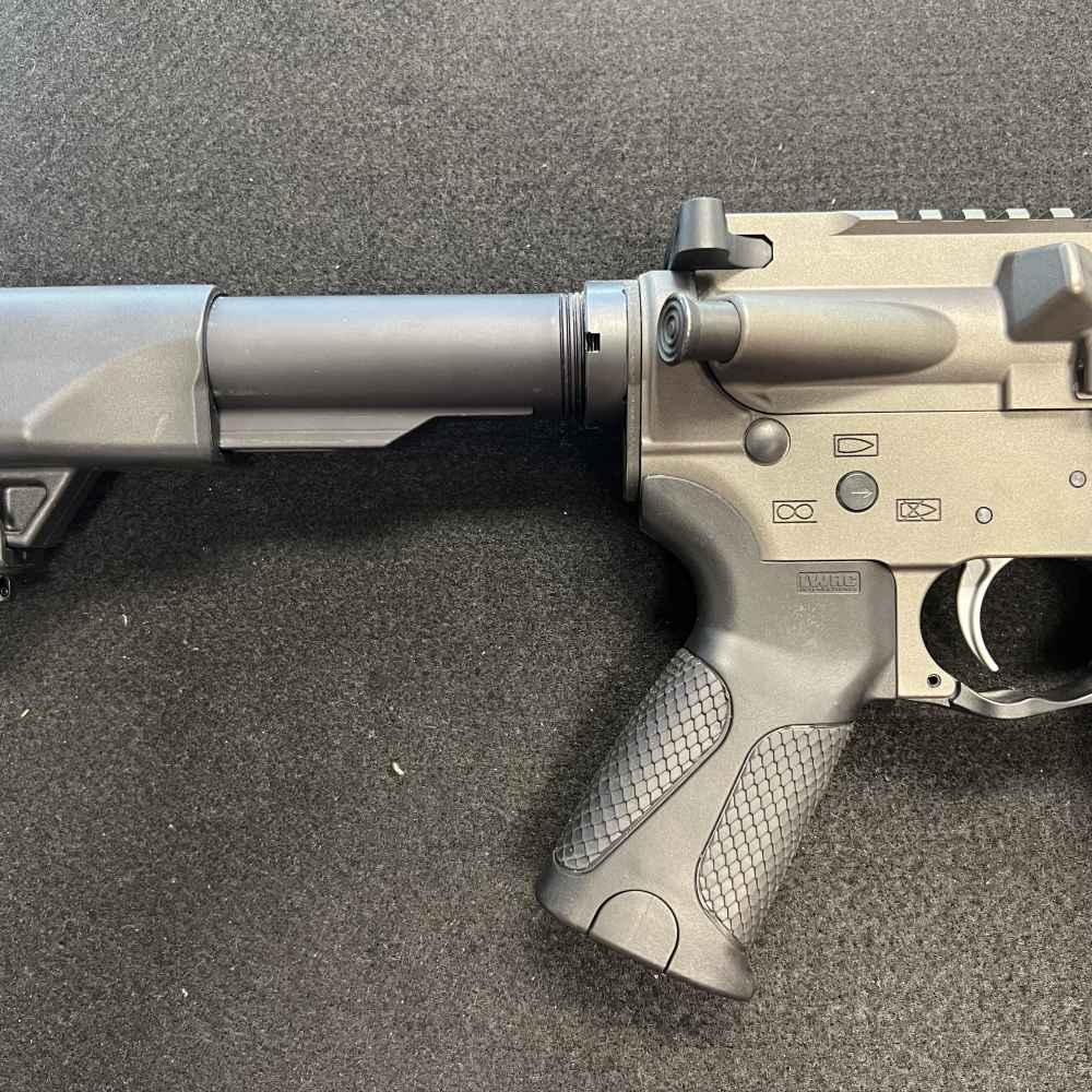 LWRC M6 5.56MM NATO W/Box Brand New! -img-12