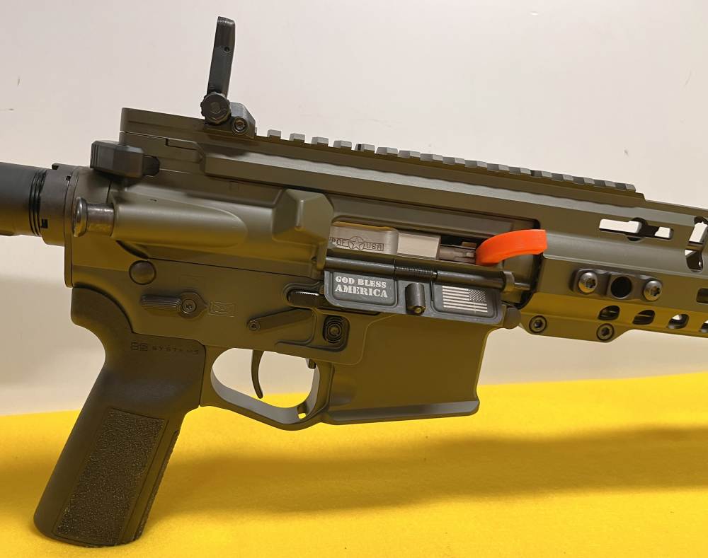 LNIB Patriot Ordnance Factory P-415 Edge 5.56 Rifle + $300 Accessories ODG -img-5