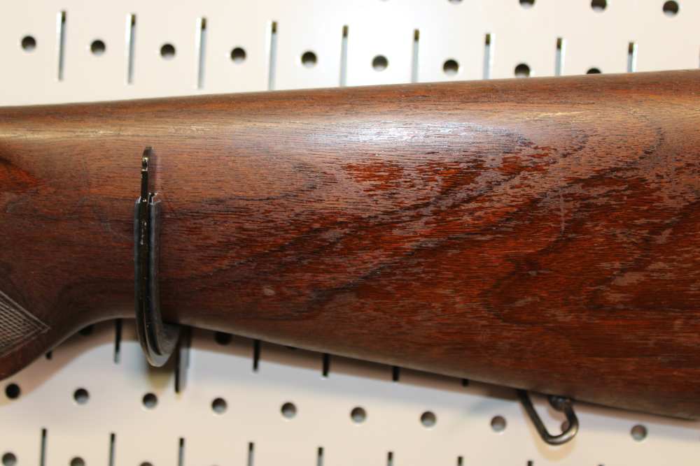 Winchester Model 70 (Pre-64) - 220 Swift - 1951 - Completely Original-img-72