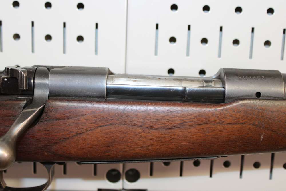 Winchester Model 70 (Pre-64) - 220 Swift - 1951 - Completely Original-img-15