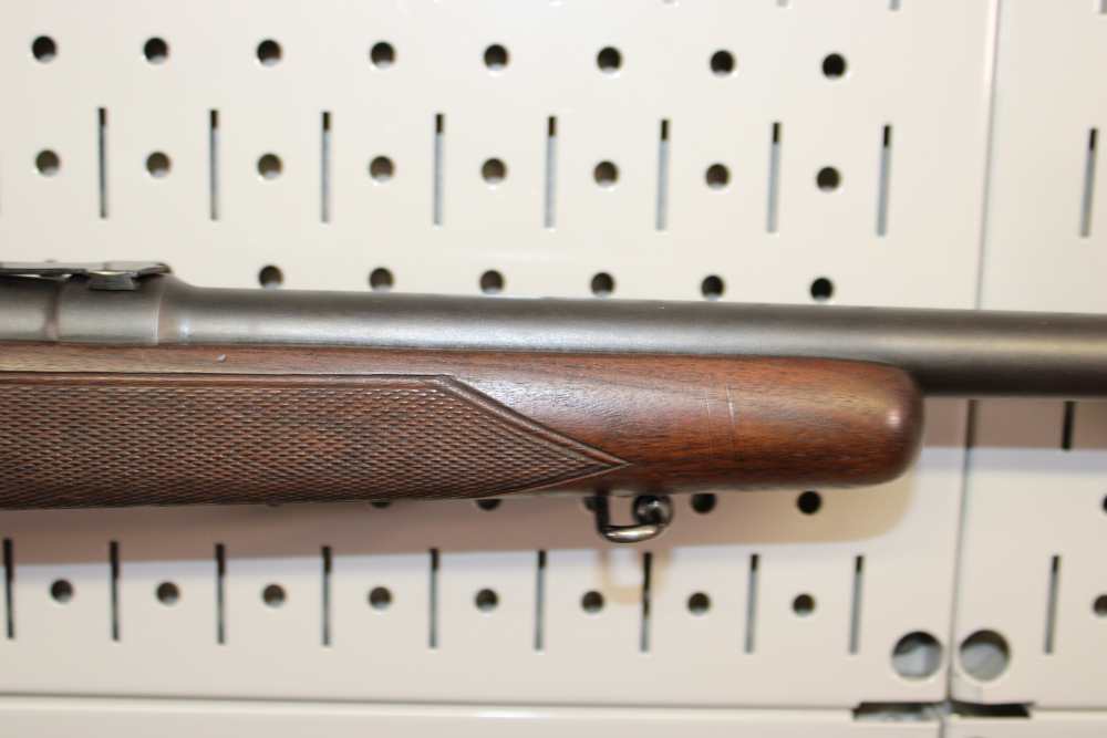 Winchester Model 70 (Pre-64) - 220 Swift - 1951 - Completely Original-img-22