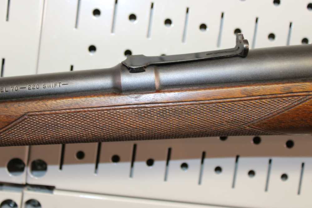 Winchester Model 70 (Pre-64) - 220 Swift - 1951 - Completely Original-img-85