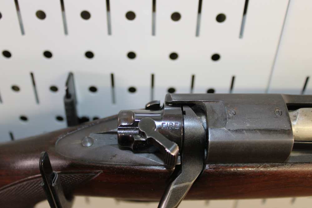 Winchester Model 70 (Pre-64) - 220 Swift - 1951 - Completely Original-img-37