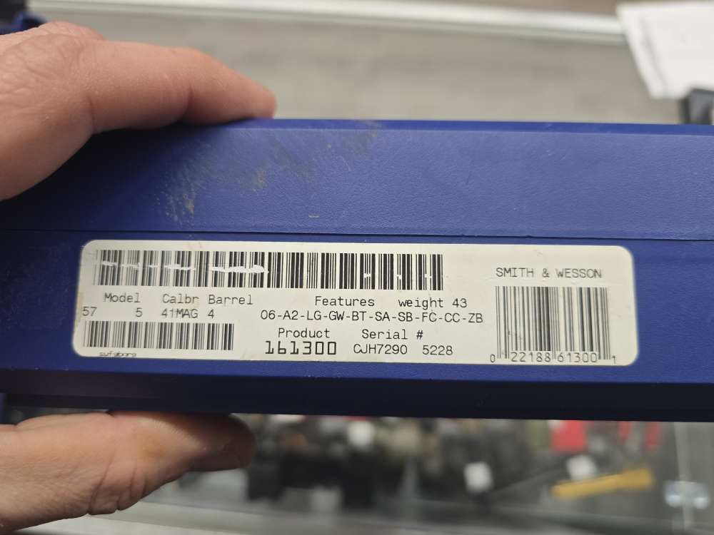 SMITH AND WESSON 57 MOUNTAIN GUN 41 REM MAG-img-13