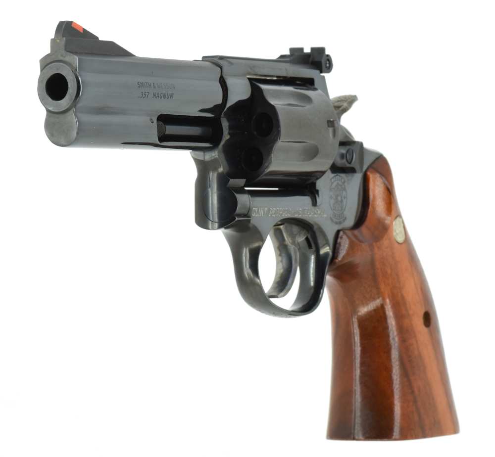 Smith & Wesson 586 357mag 4-in Texas Lawman 1986 Clint Peoples Presentation-img-11