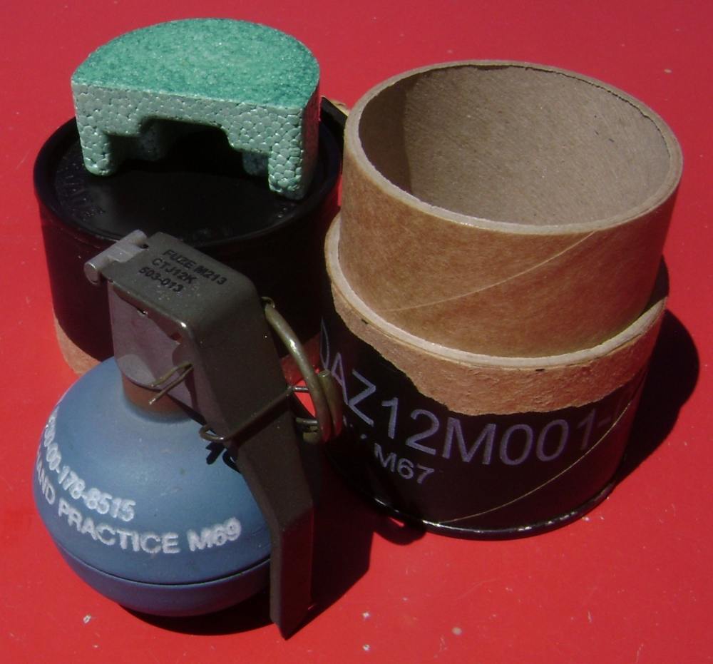 M69 Practice Grenade with M67 Shipping Container Inert.-img-0