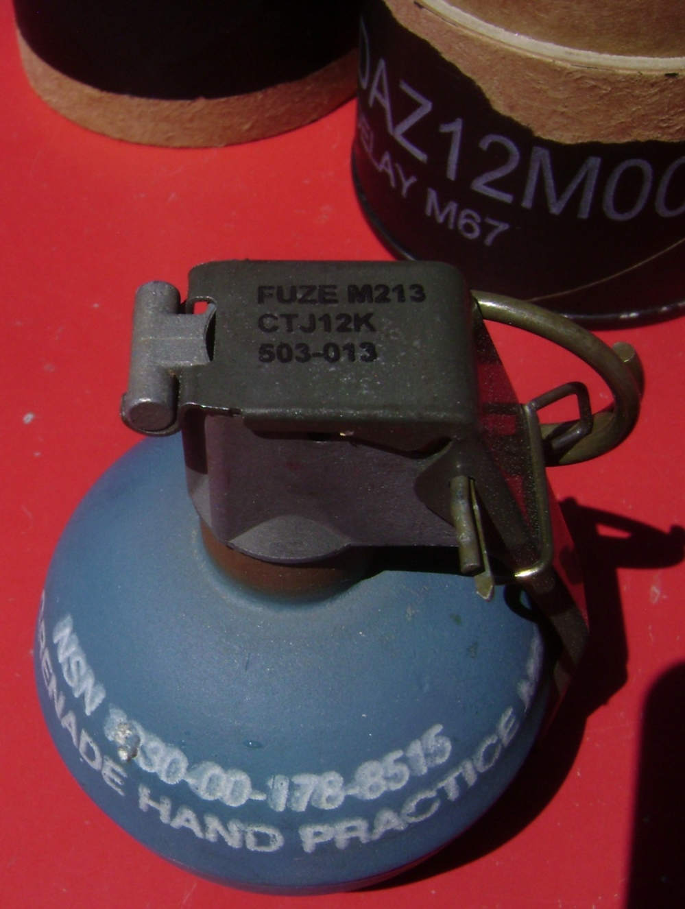 M69 Practice Grenade with M67 Shipping Container Inert.-img-2