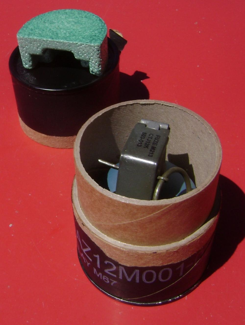 M69 Practice Grenade with M67 Shipping Container Inert.-img-4