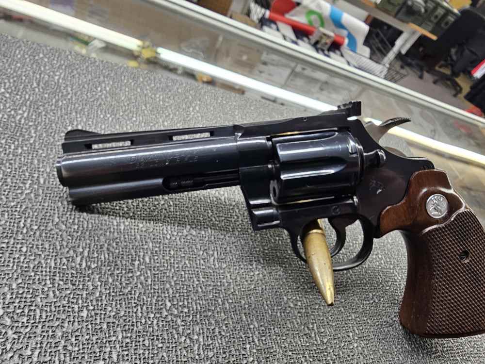 Colt diamondback 22lr 4inch -img-7