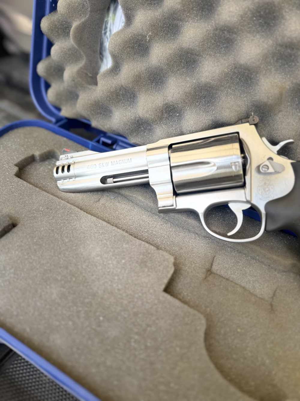 SMITH&WESSON 460v EXCELLENT w box -img-5