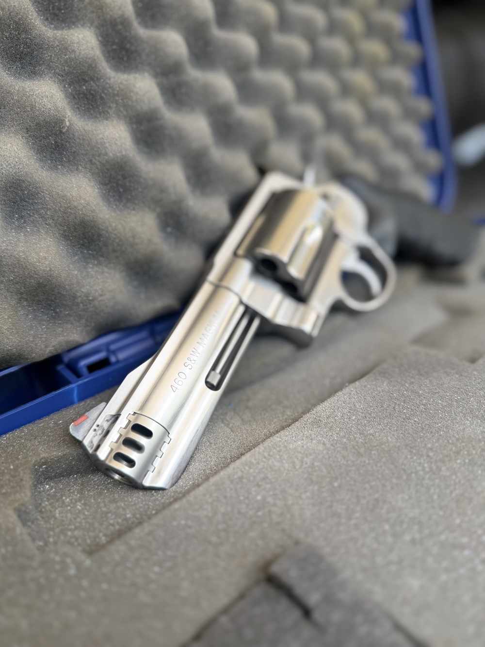 SMITH&WESSON 460v EXCELLENT w box -img-0