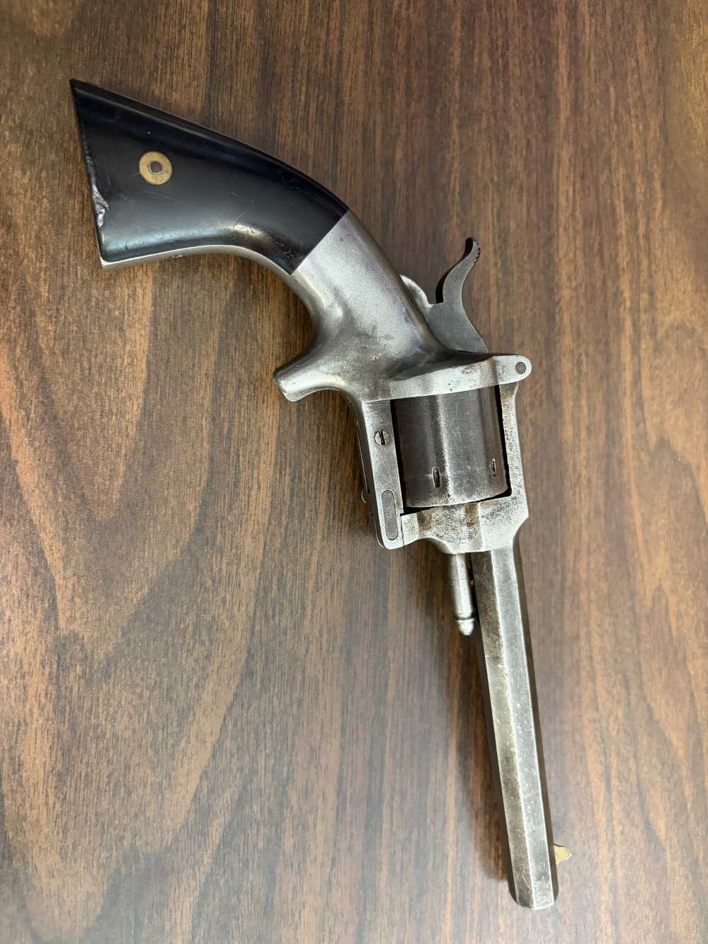 L. W. Pond 32 Rimfire Pocket Revolver 32 RF-img-1
