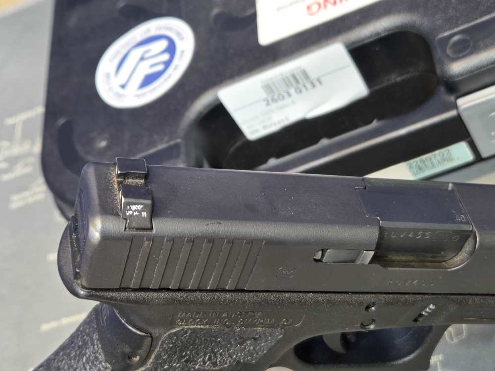 Penny Auction! Glock 35 Gen 4 .40 S&W Semi-Automatic Pistol 5.31" Barrel-img-11