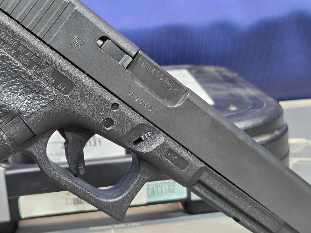 Penny Auction! Glock 35 Gen 4 .40 S&W Semi-Automatic Pistol 5.31" Barrel-img-8