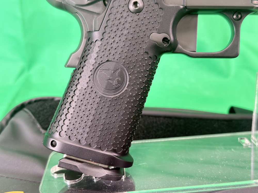 Nighthawk Custom TRS Commander Polished DLC Fluted RMR HD 9mm LNIB 2011-img-10