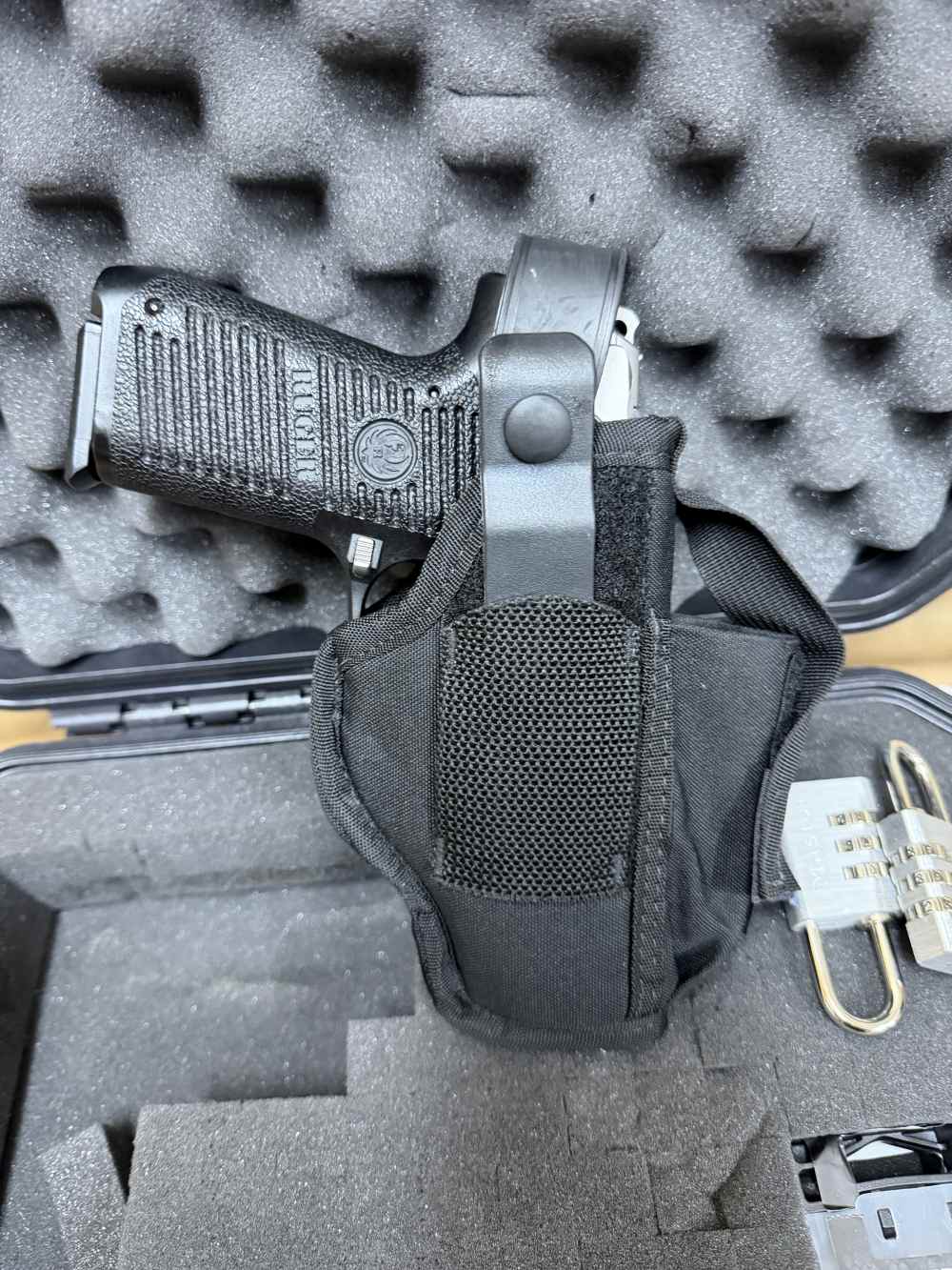 Ruger P95, 9mm, 3.9”, Plano  Case, No Reserve!-img-13