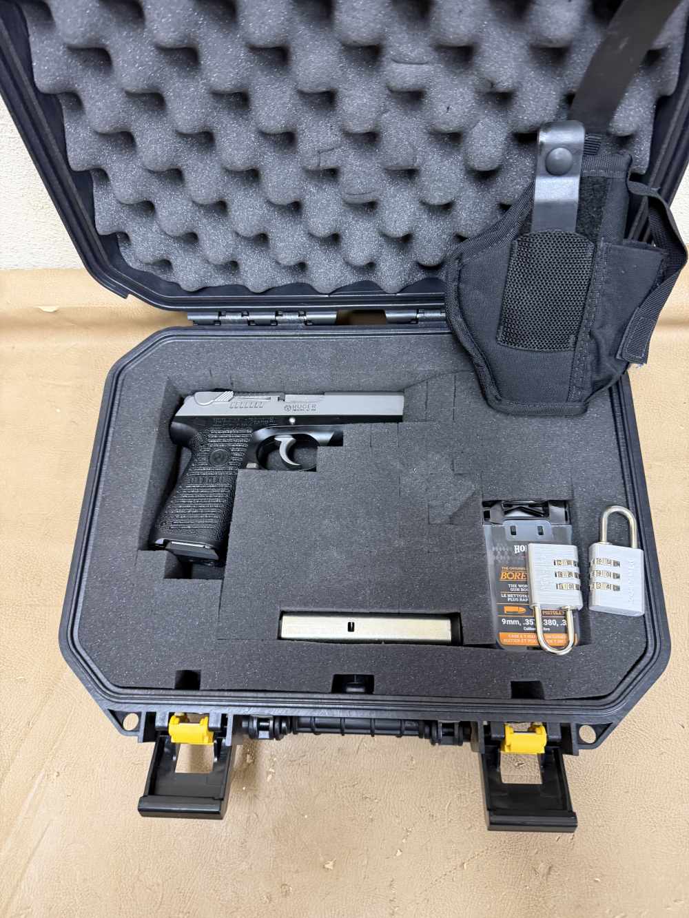 Ruger P95, 9mm, 3.9”, Plano  Case, No Reserve!-img-0