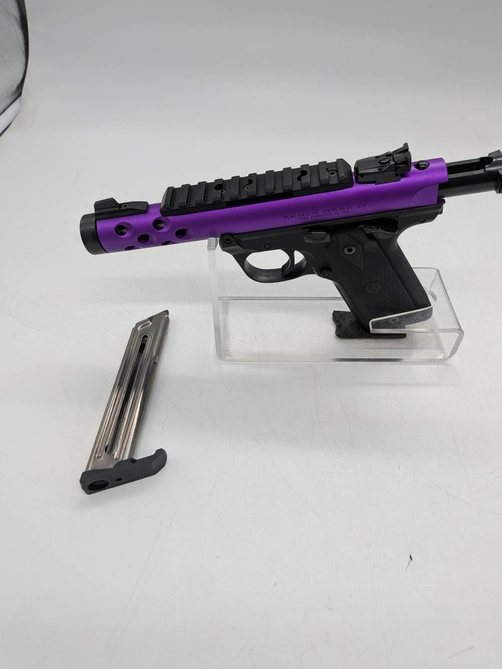 Shoot like royality with the Ruger Mark IV Lite 43915-img-2